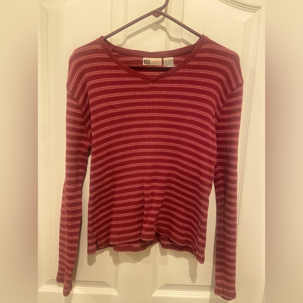 Faded Glory Long Sleeved V-neck